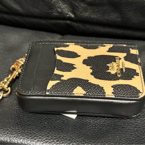 Coach Zip Card Case in Leopard Printed coated canvas/smooth leather CW884 NWT - Picture 5 of 8